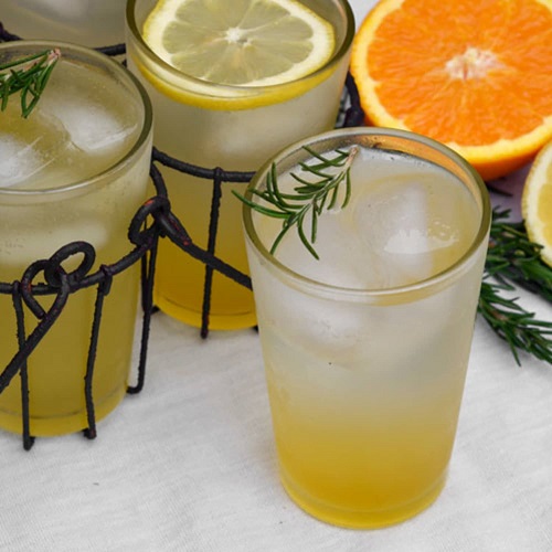Rosemary citrus drink s CBD